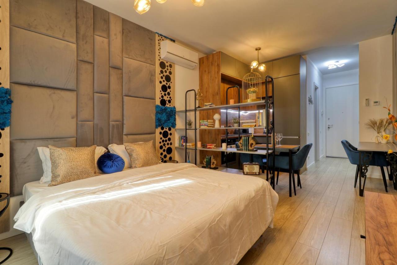 Herastrau Luxury Studios Bukares Bagian luar foto