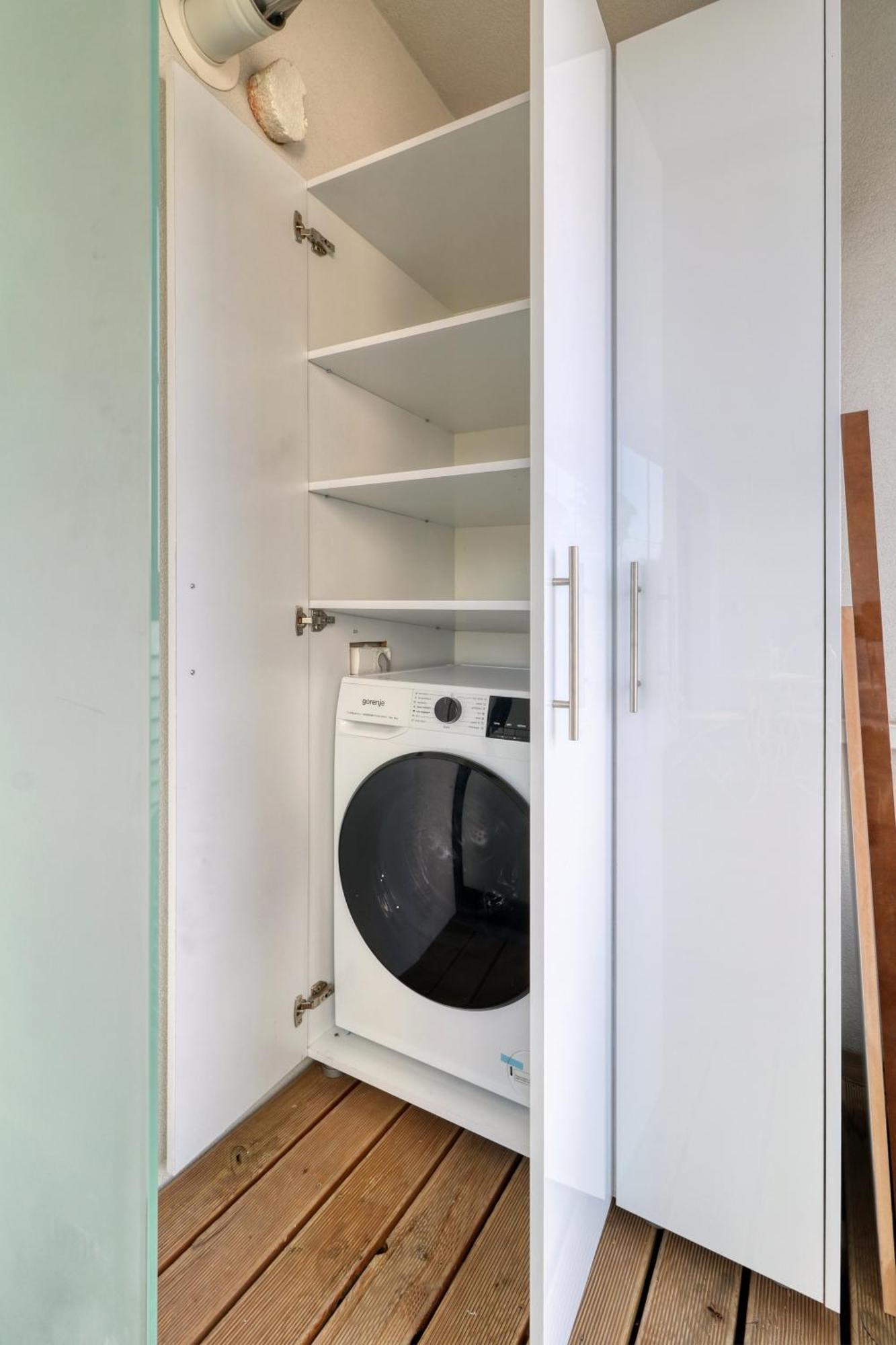 Herastrau Luxury Studios Bukares Bagian luar foto